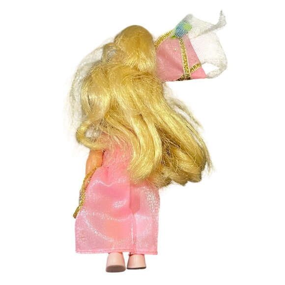 2001 Barbie Rapunzel Kelly Petal Princess Doll Used - Picture 2 of 12
